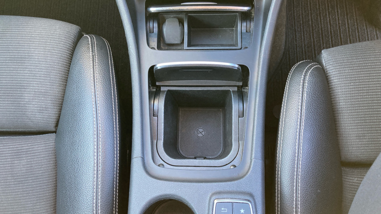 Mercedes-Benz GLA 180 Urban Edition 5dr Auto Petrol Hatchback